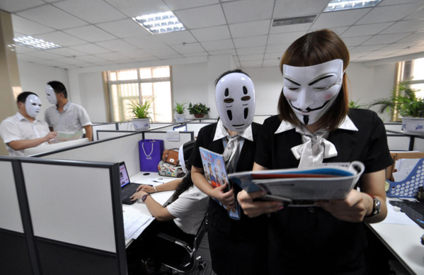 Las mascaras de Guy Fawkes de V de Vendetta, y la de Sin Cara de El viaje de Chihiro son las más populares.