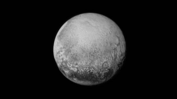 Primera imagen de Plutón tomada por  la sonda New Horizons 