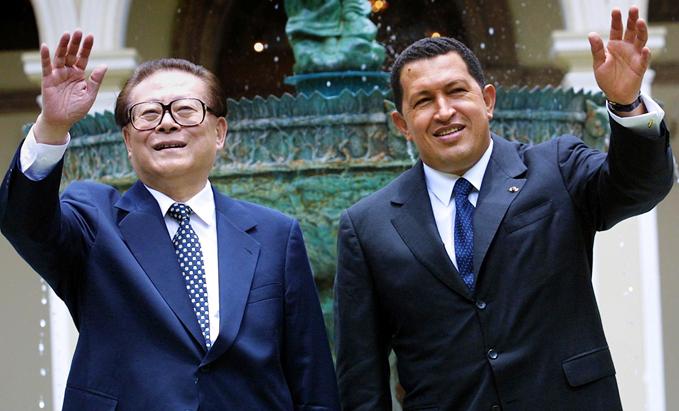 Jian Zemin y Hugo Chávez