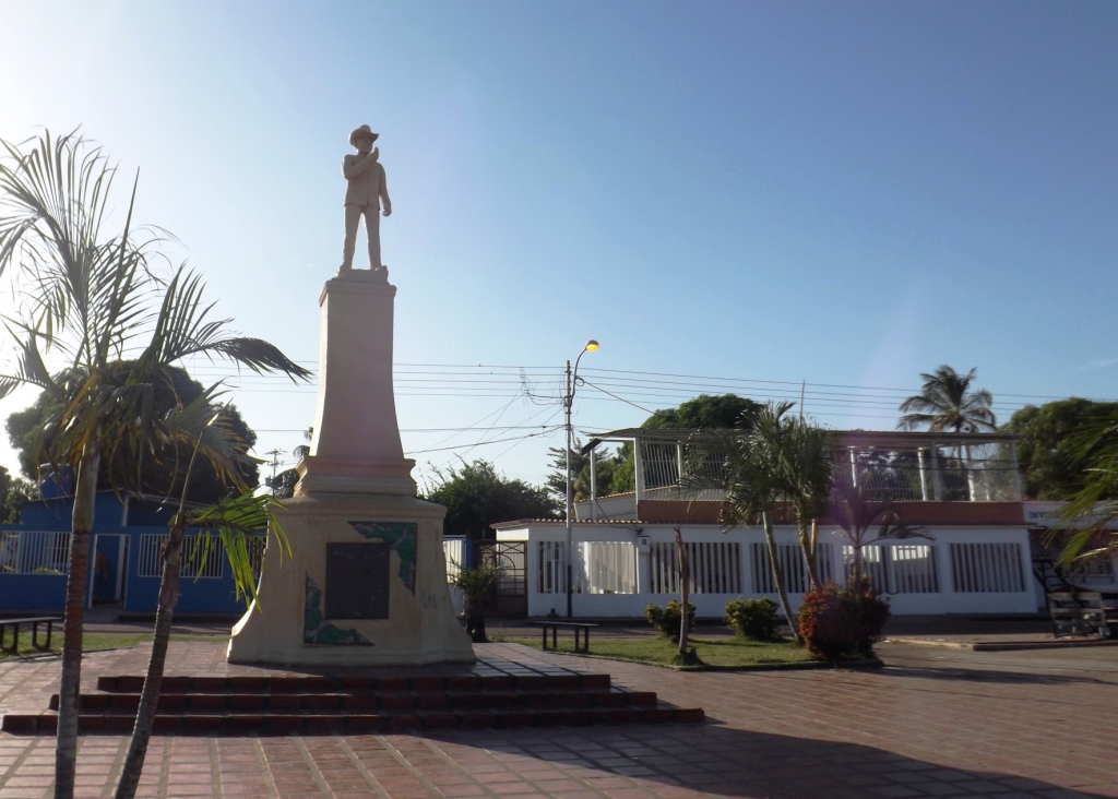 PLAZA FRANCISCO Montoya (1)