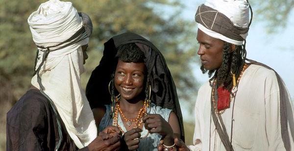 tribu-wodaabe-mujer-soltera