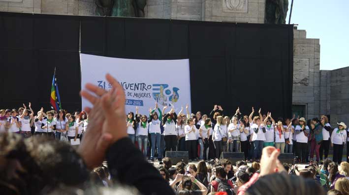 encuentro-de-mujeres