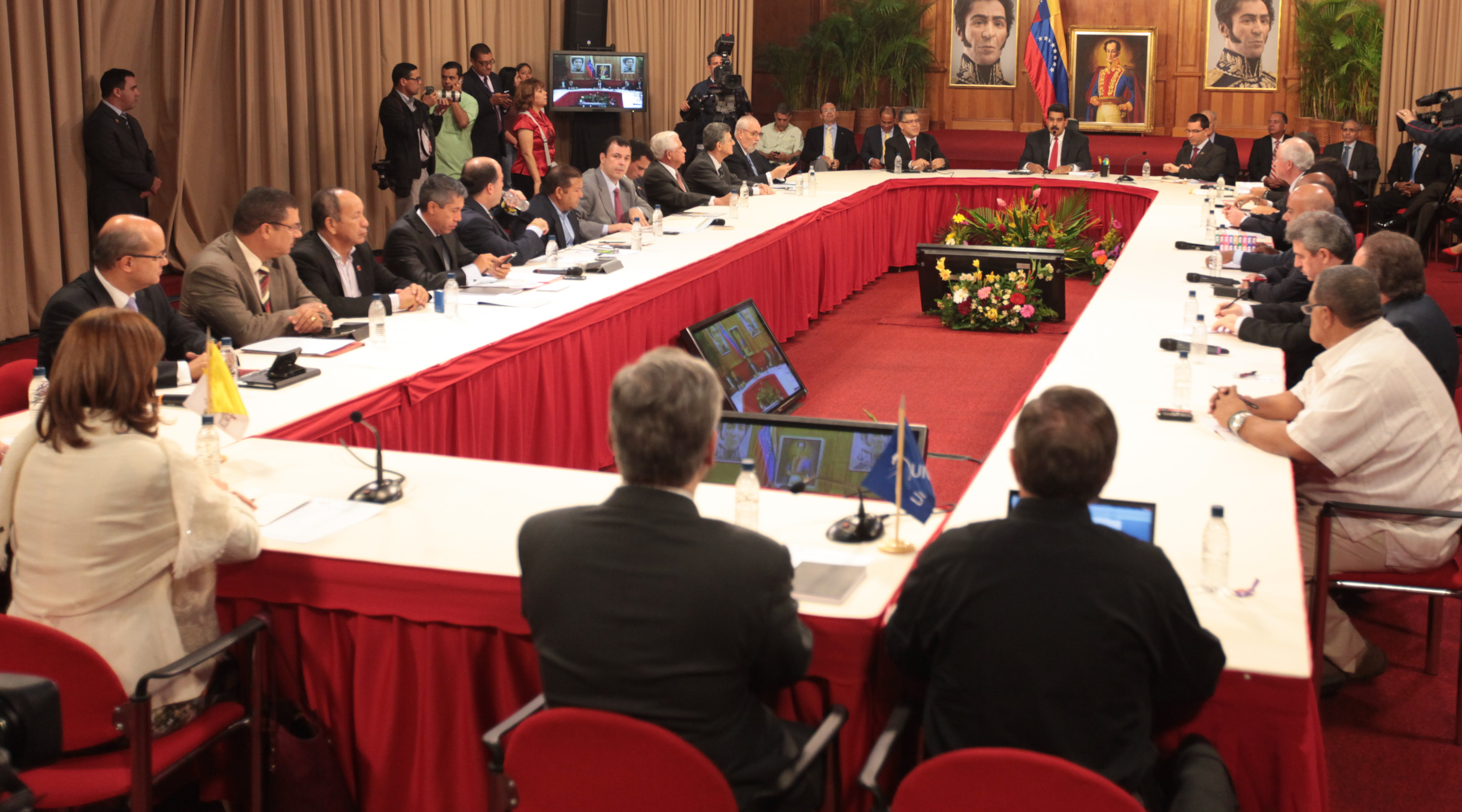 Panorámica de la mesa de diálogo Venezuela
