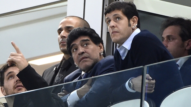 Maradona en el partido de Argentina