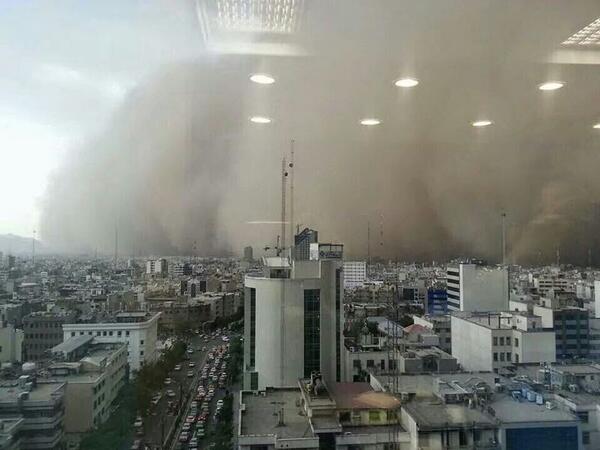 La tormenta de arena en Teherán