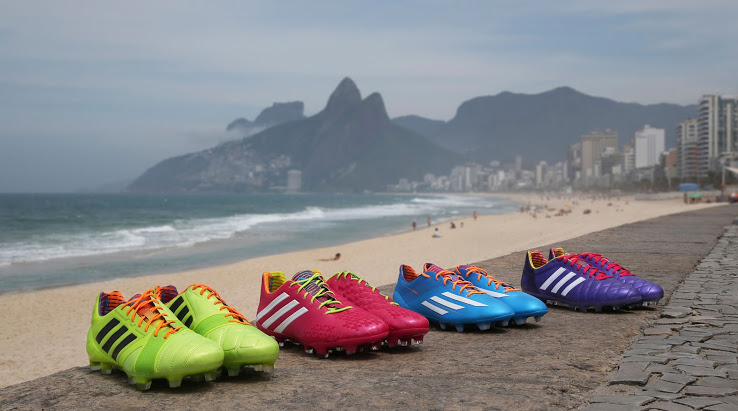 Mundial: Zapatos Adidas