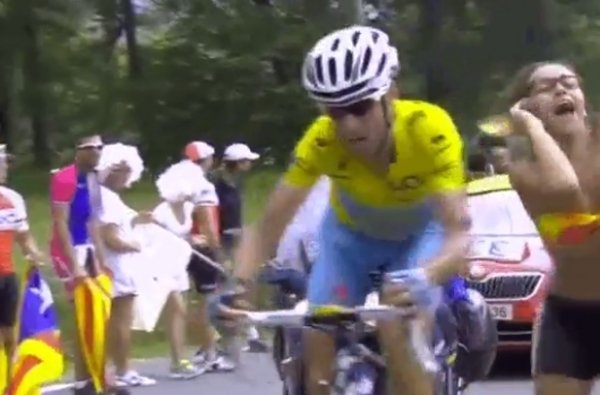 Vicenzo Nibali al momento de chocar