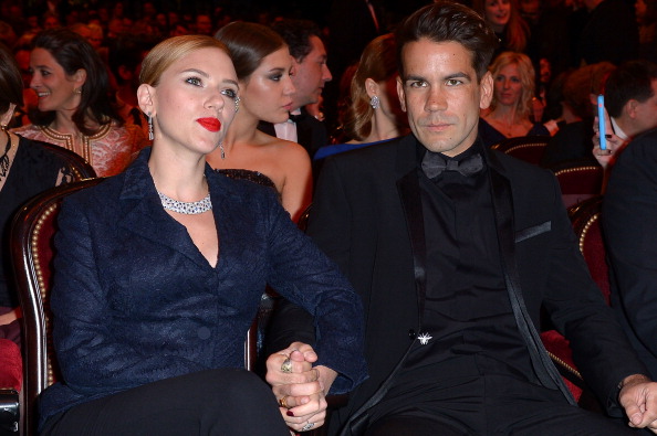 Scarlett Johansson y su novio Romain Dauriac