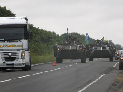 Convoy militar ucraniano rumbo a Donetsk