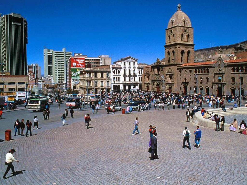 Bolivia festeja 189 años de independencia