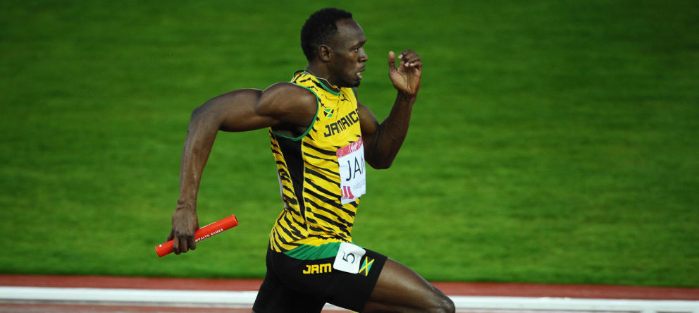 Usain Bolt corriendo 100 metros