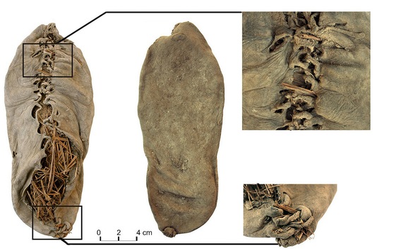 El zapato más antiguo, fabricado de cuero y de una solo pieza, tiene 5.500 años y fue encontrado en Armenia.