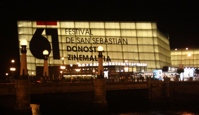 Fachada de la sede del festival de cine de San Sebastian