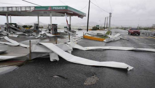 Huracán Polo en las costas mexicanas