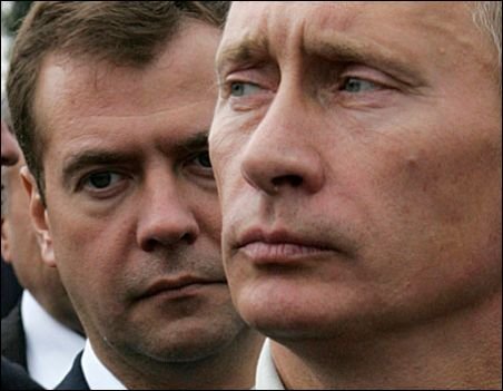 Dimitri Medvedev y Vladimir Putin