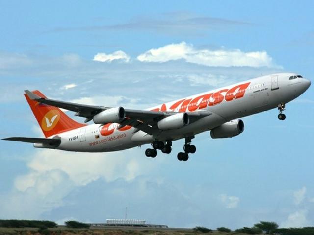 Avión de Conviasa acabando de despegar