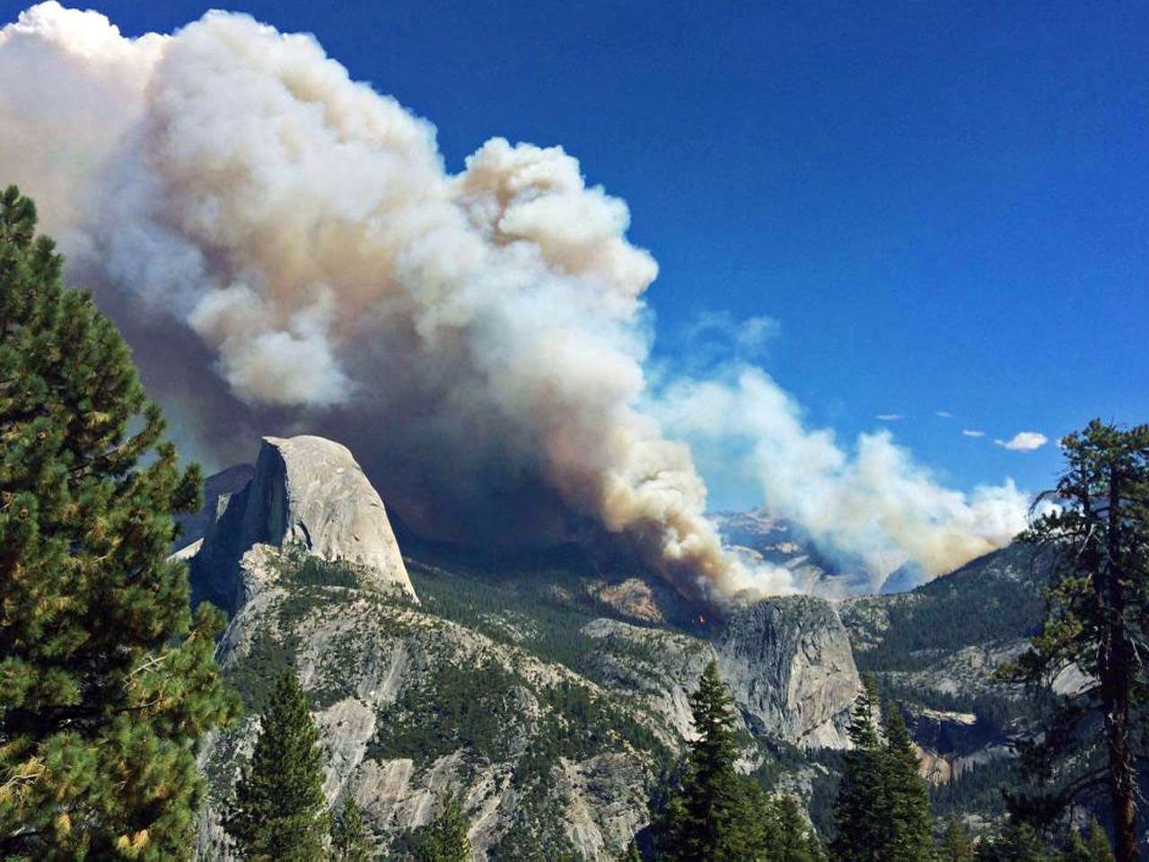 Incendio en el Yosemite - California