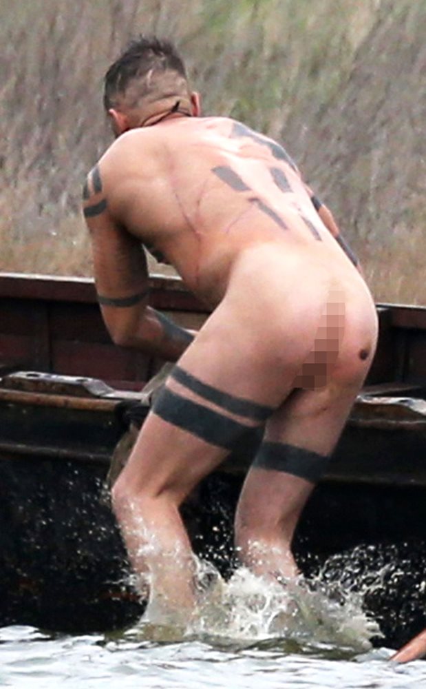 Pillan a Tom Hardy completamente desnudo durante grabación.